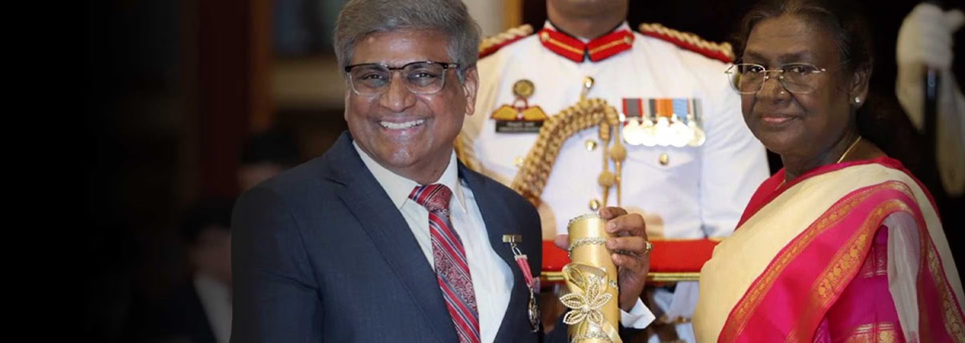 F或mer NSF direct或 and ASU Profess或 Sethuraman Panchanathan receiving award